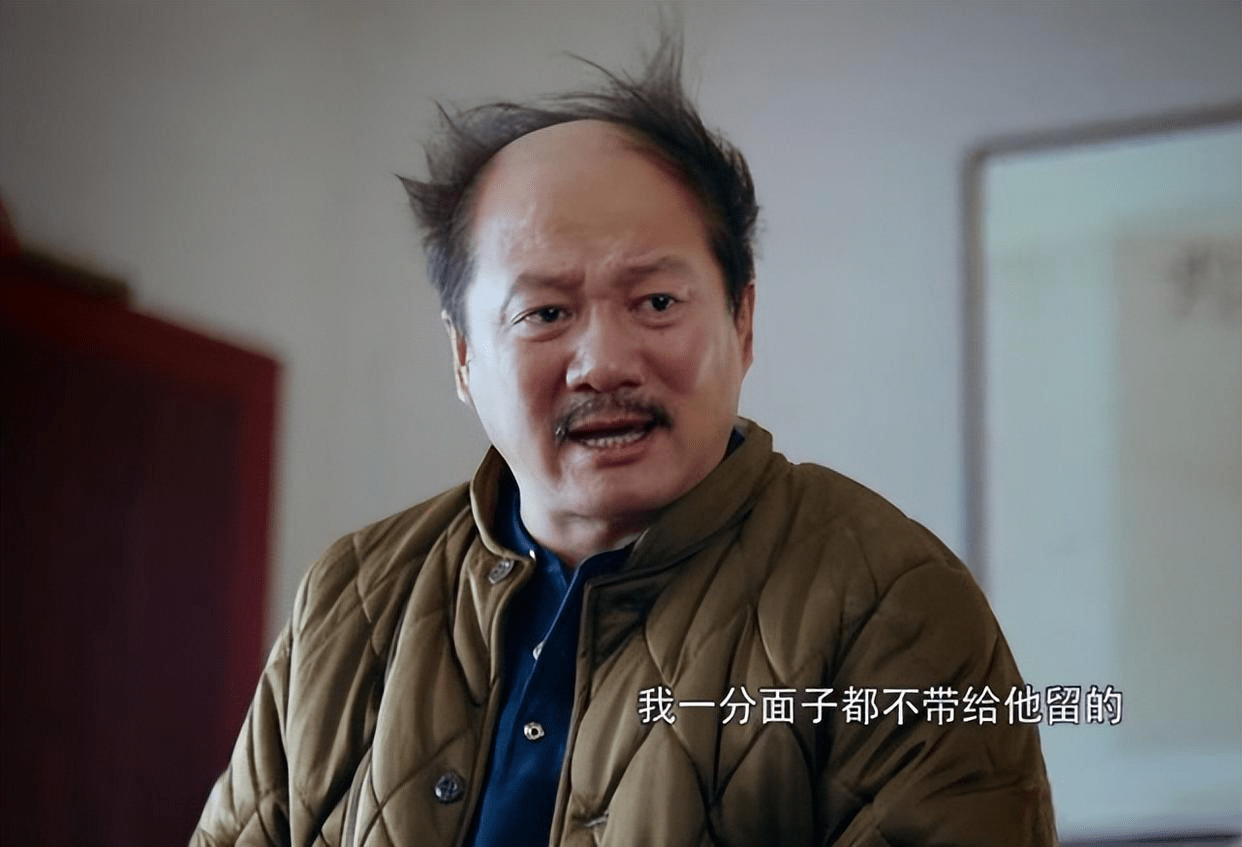 赵本山,范伟,闫学晶领衔主演的《乡村爱情》,你看过吗?