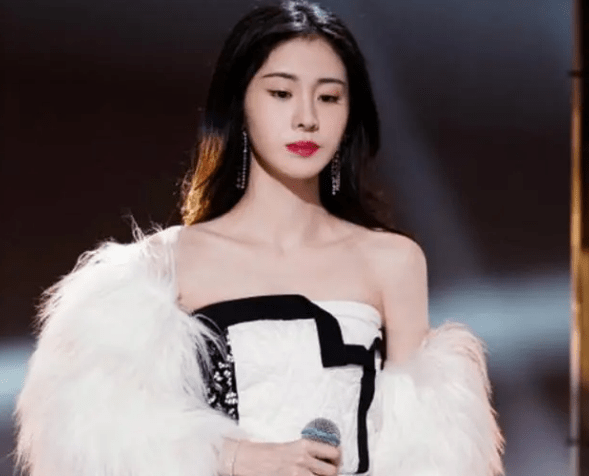 曝张碧晨花3000万买冠军,疑华晨宇夺冠也有黑幕,张杰也被质疑_节目