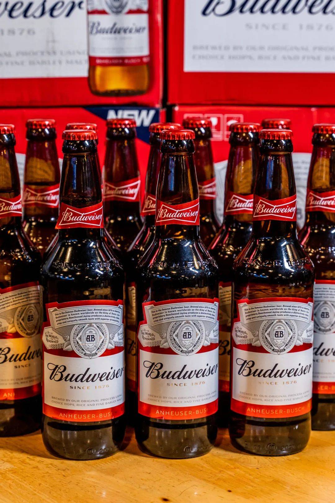 跟着「百威」来赢大奖!