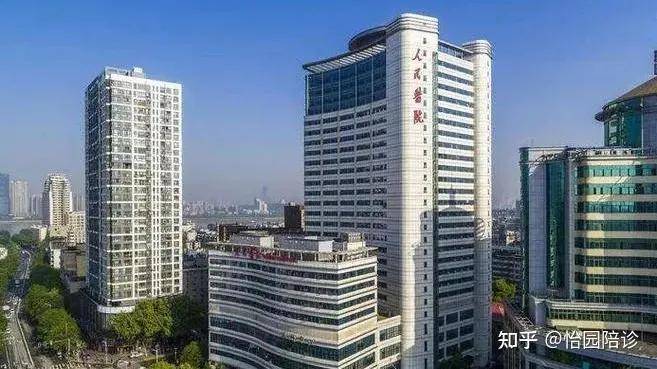 回龙观医院陪诊协助挂号检验结果异常及时告知，早做处理的简单介绍