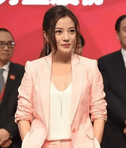 近照臃肿,手臂淤青疑被家暴,孩子抚养权被夺走_女子_邹雪_事情