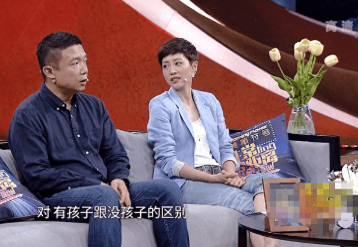 张龄心:不结婚也不生孩子,老了就去养老院,如今她啪啪打自己脸_扈耀之