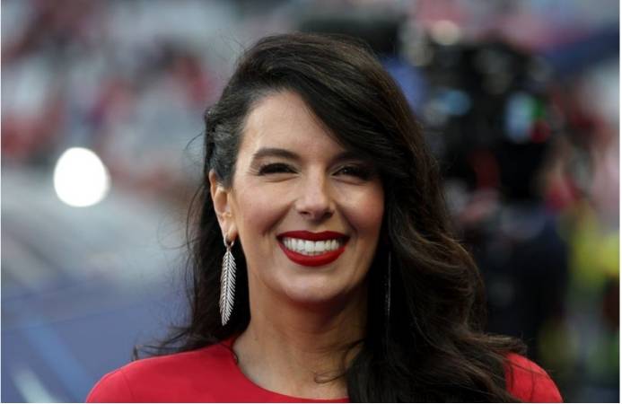 琳达·皮祖蒂对利物浦战胜纽卡斯尔感到高兴,此前维吉尔·范迪克被罚