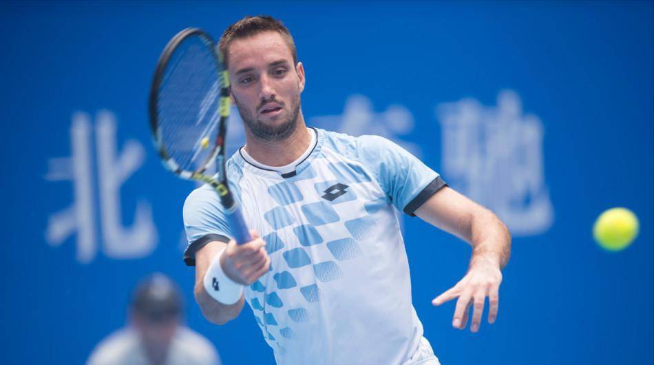 维克托·特洛伊基:网球坚韧传奇!