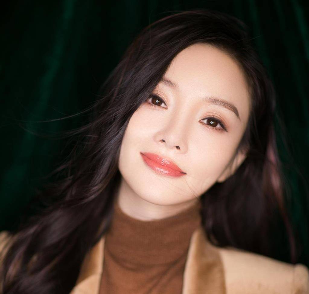 李小璐:因马苏跌落神坛,贾乃亮事件只是冰山一角