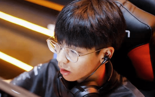 longskr 疑似挂牌,韦神是否会出手?再组 4am 银河战舰_绝地_战队_选手