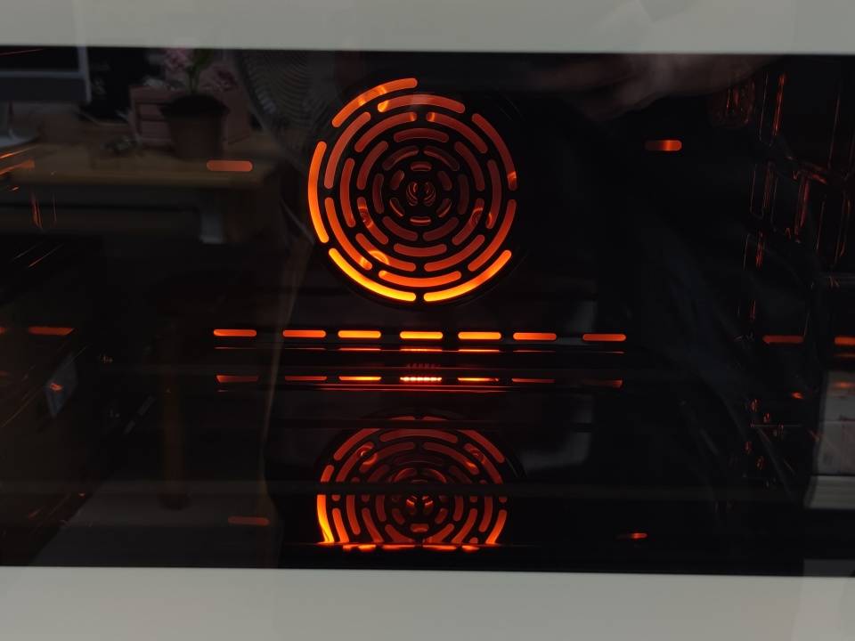 新手欧包说做就做，一次成功！长帝S1蒸汽风炉多功能烤箱实测分享！