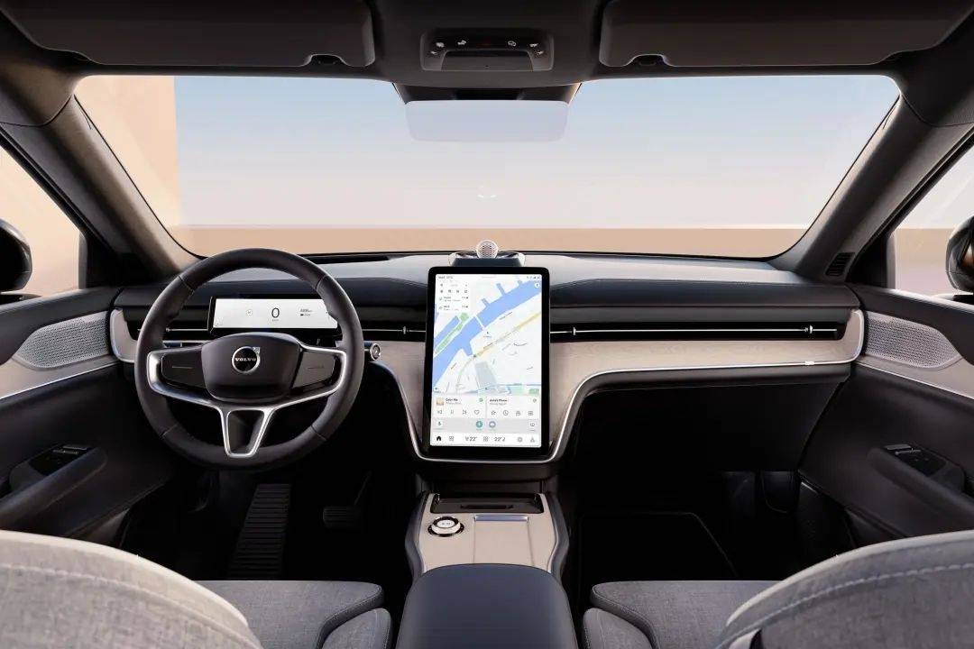 沃尔沃首款MPV公布预告，11月首发或为极氪009姐妹车型
