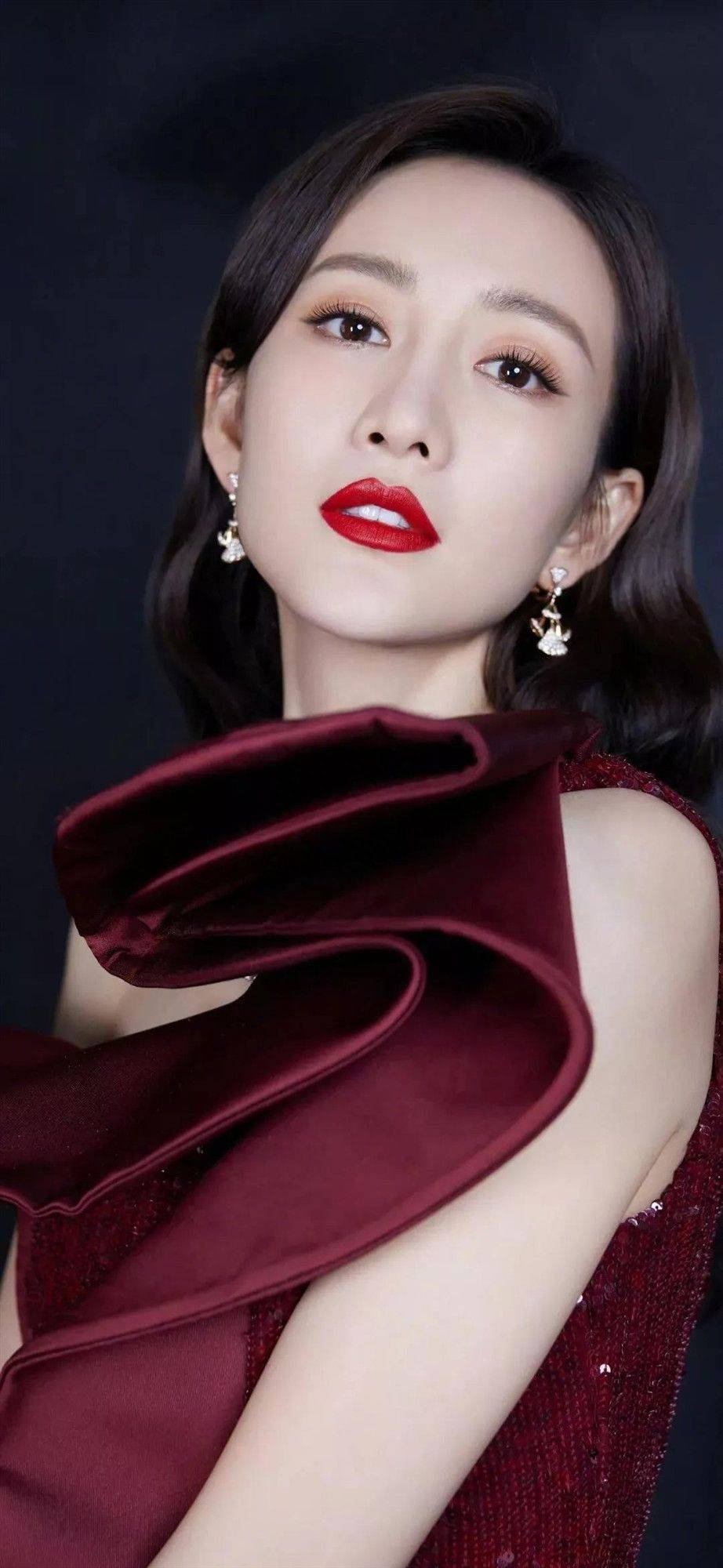 王鸥,39岁至今单身的她,美出新高度_身材_生活_比赛