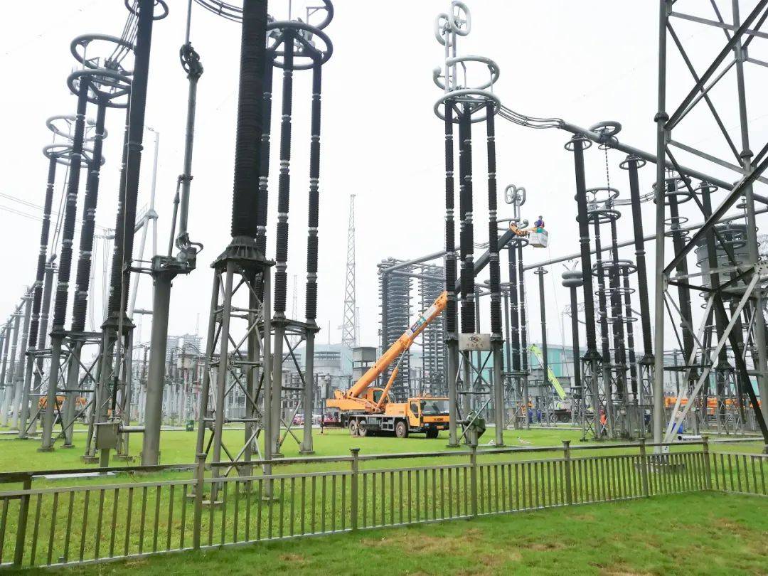 四川华东电气集团电力科技有限公司荣获四川省"专精特新"中小企业殊荣