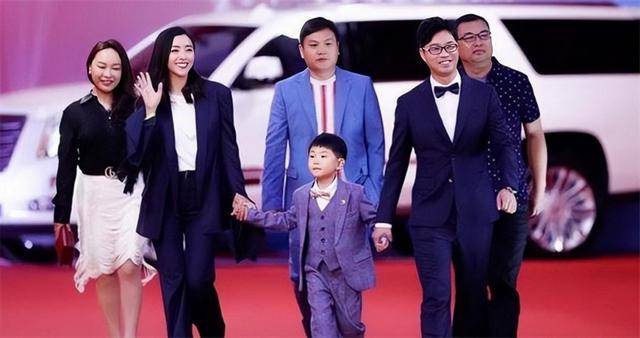 童星张峻豪:3岁出名,5岁登上舞台,如今他成了父母