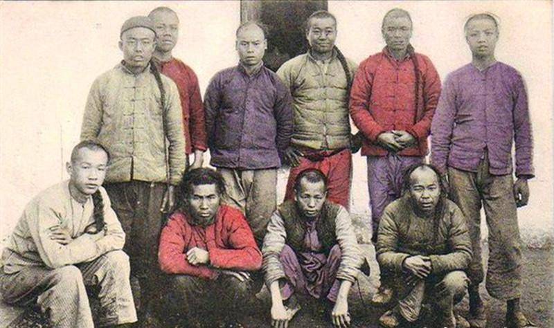 光绪年间,津门有个混混儿,这人发起狠,无人不汗颜_赵天二_贺庆年_儿子