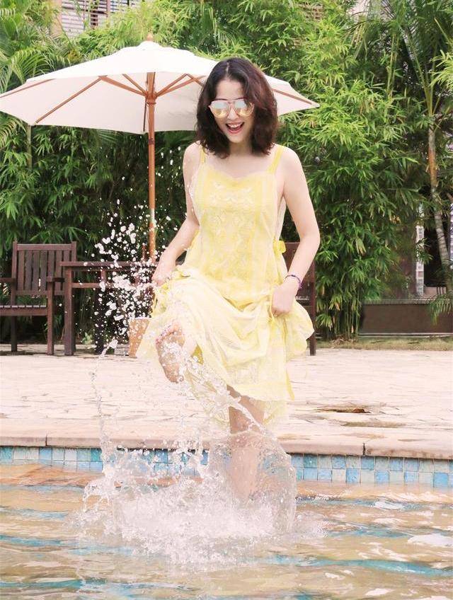 周海媚越老越放得开?