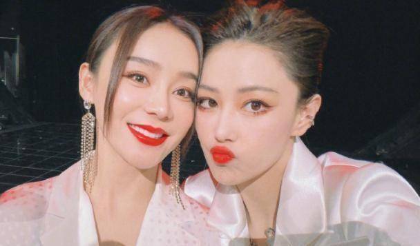 从张柏芝划水到陈小纭和容祖儿起争执,《浪姐2》确实太会炒作了_节目