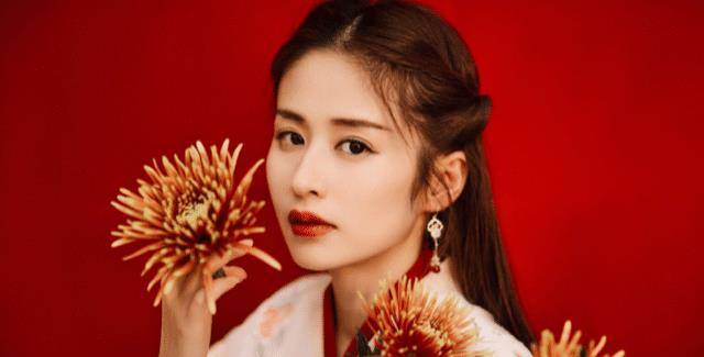 欢瑞这位女演员新戏开拍,曾和成毅搭档,如今却成为配角_颖儿_美貌_剧