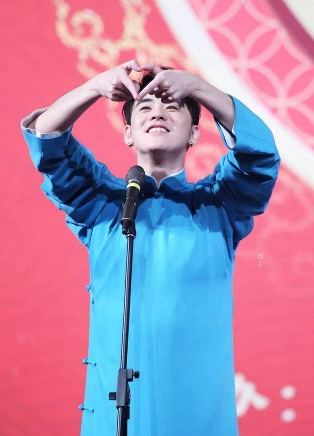 刘卓直播谈及张云雷,称其努力有天赋_歌曲_时候_因为