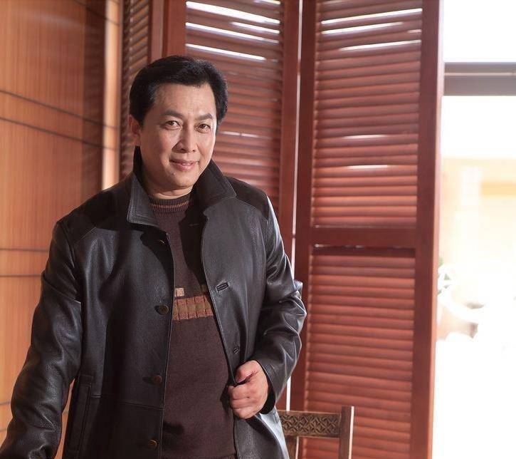 《三国演义》,是导演王扶林顶住外界压力,让唐国强继续饰演诸葛亮