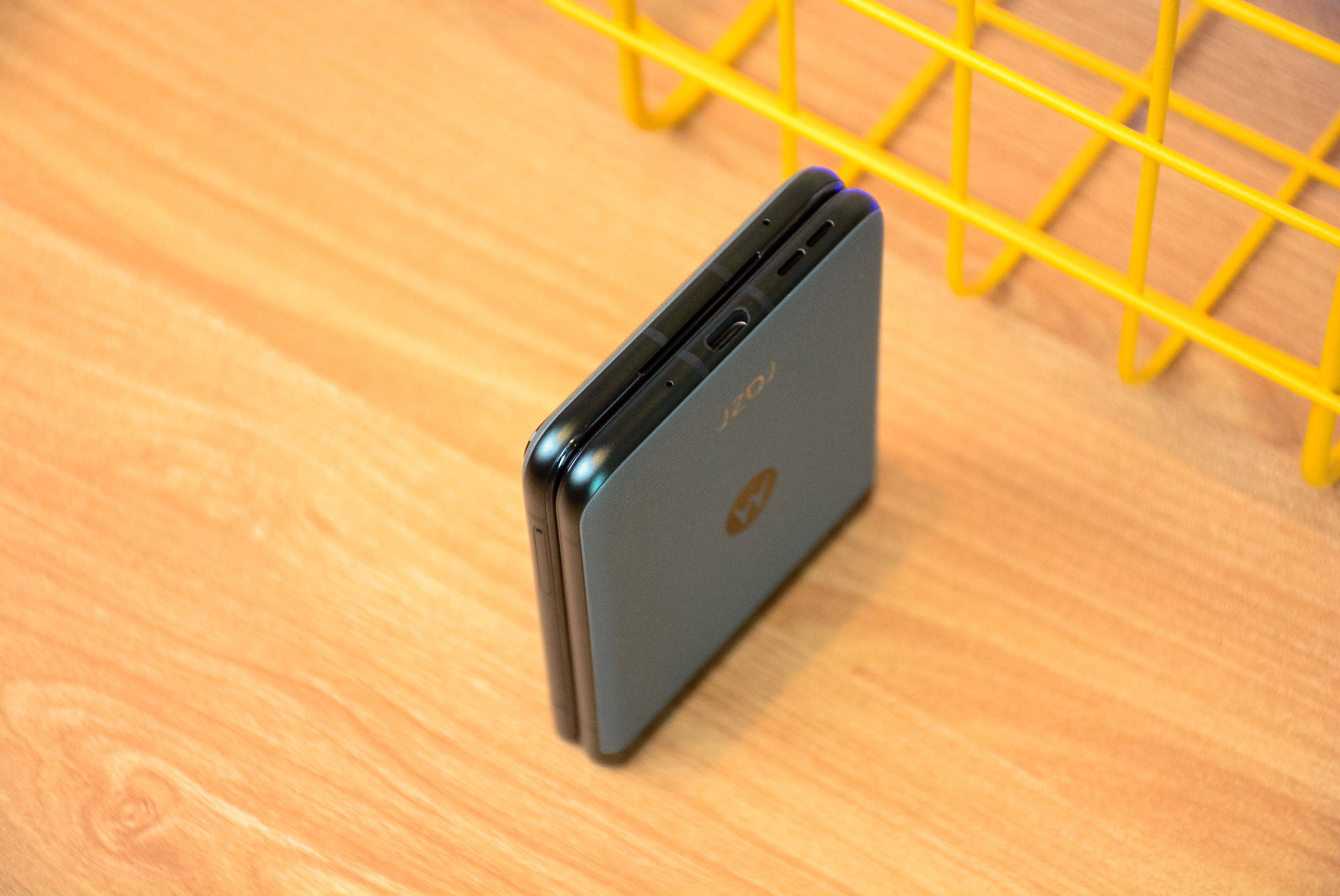 摩托罗拉razr 40评测:体验究竟如何_屏幕_功能_方面