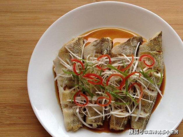 见到南极冰鱼的第一眼就粉了它,白如皓雪,皎如月光,不吃会后悔_味道