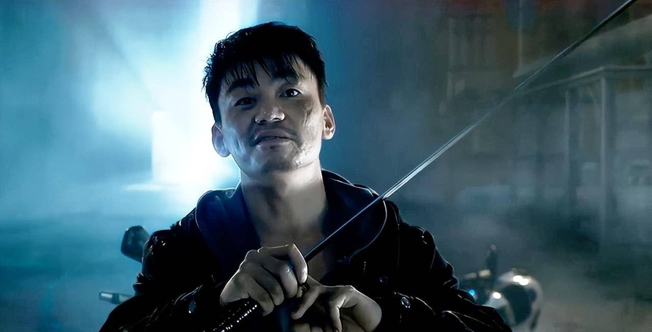 出生农村,无背景,无学历,无关系,这些明星靠自己成了大腕_王宝强_少林