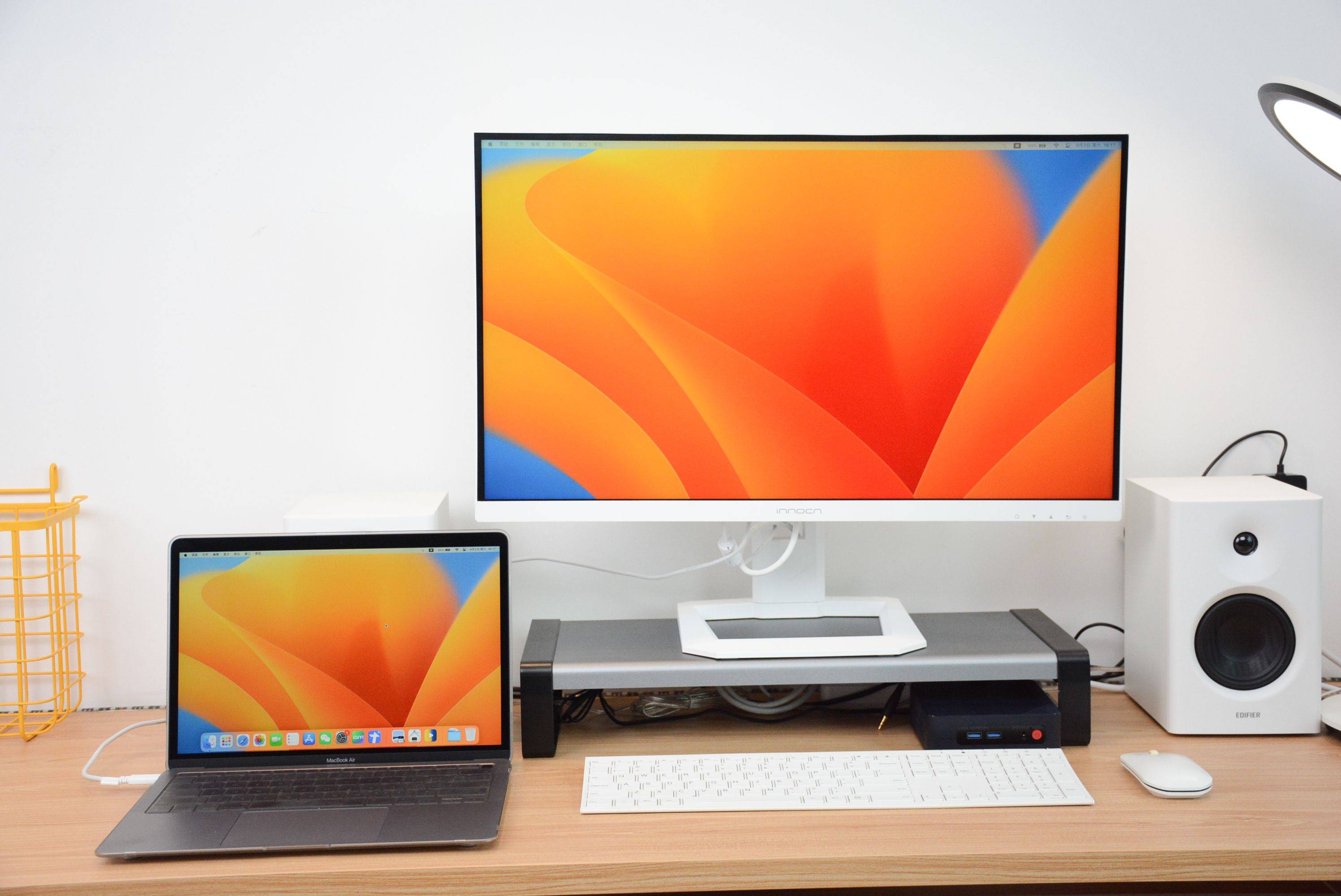 苹果macbook必备显示器:4k分辨率 mini led,联合创新美术显示器_屏幕