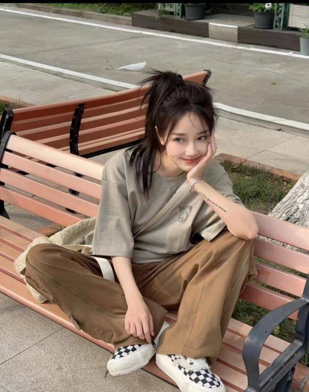 关于这个高马尾辫有很多知识.