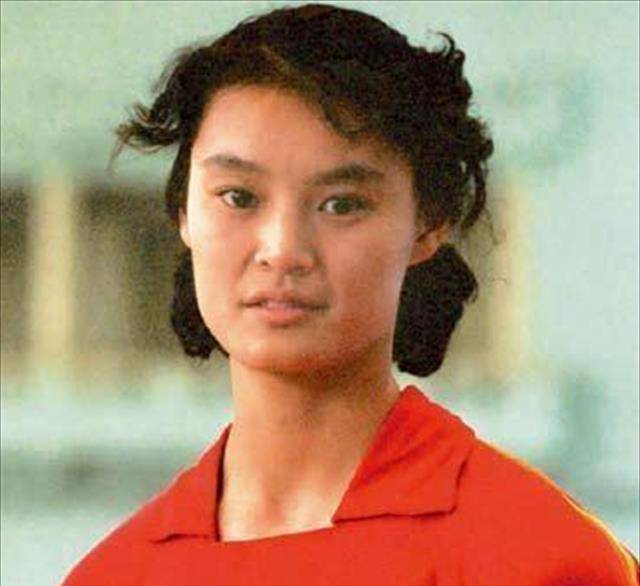 女排功勋周晓兰近况:跟随丈夫旅居美国,坦言:不觉得失去了什么_太原