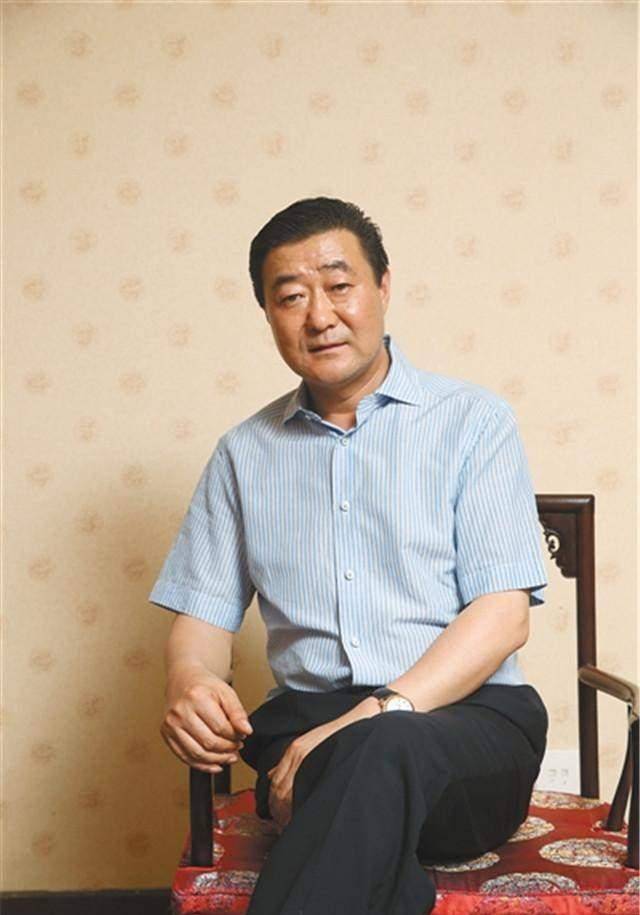 人大博士吕中楼:山西煤老板,深陷欠债风波,仍能保住富豪地位_高学历