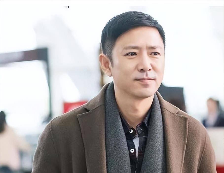 高鑫:结婚16年不做饭不洗碗,钱也交给妻子管,他才是真正的人间清醒