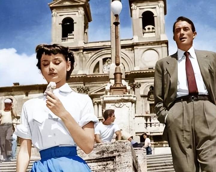 电影《罗马假日》,爱与自由的象征,奥黛丽赫本经典之作_安妮_公主