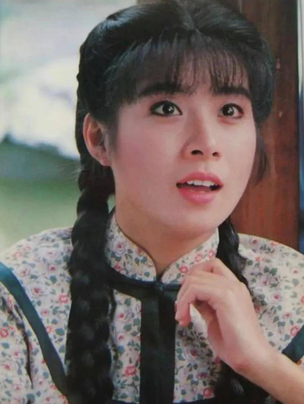 演员岳翎:最火的剧里扮相最丑,偏偏剧中男主角是她前男友_谢祖武_手语