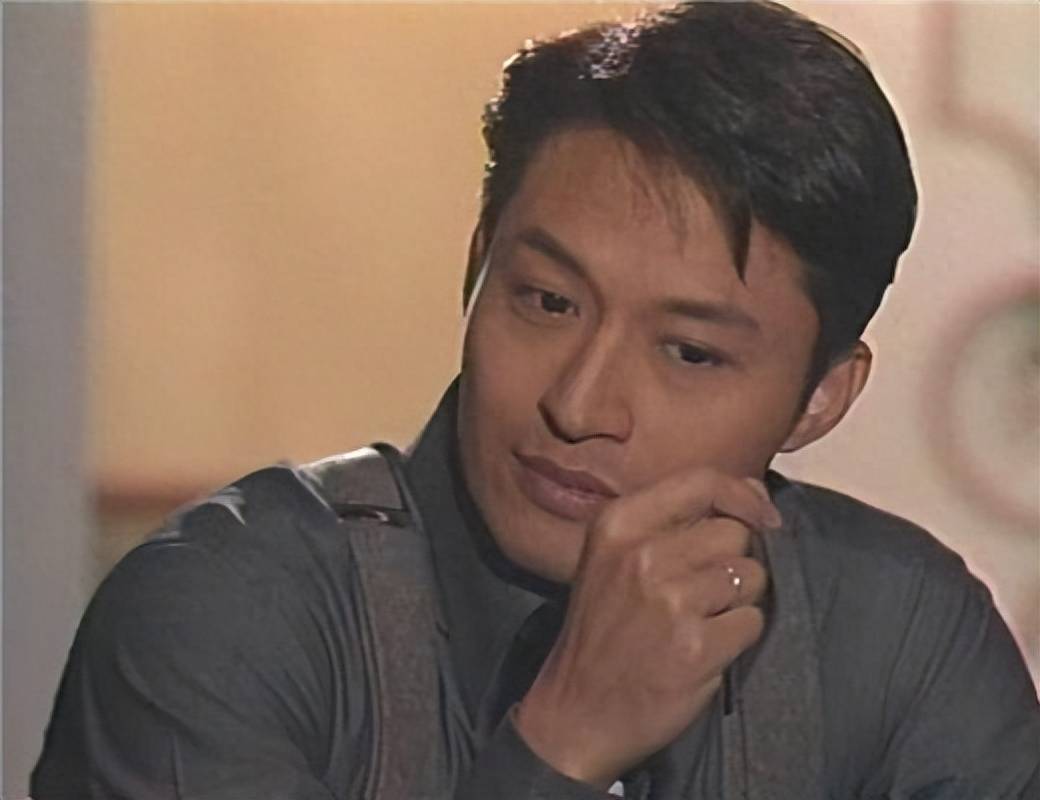 电视剧《春去春又回》中马景涛把张长贵这个角色诠释得淋漓尽致,人物