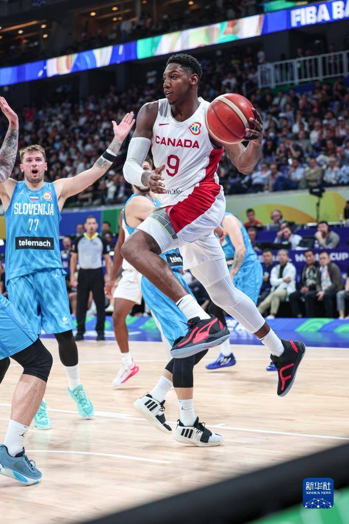 篮球世界杯:加拿大队晋级四强_比赛_新华社_吴壮