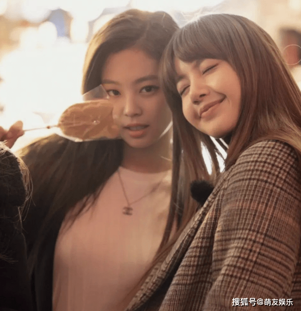 blackpink的主捧之争:jennie和lisa到底谁更受宠?_风格_时尚_方面