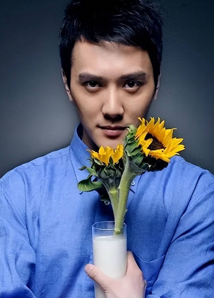 身价增30亿,放弃抚养权真相曝光,赵丽颖才是大赢家_冯绍峰_陈晓_网友