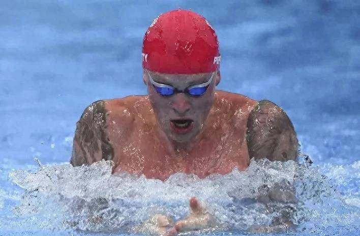 亚当·佩蒂创造蛙泳历史的惊人瞬间!_游泳_训练方法_身体