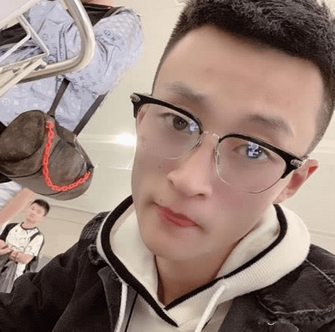 网红散打哥直播透露,这些年从祁天道身上赚了2300万