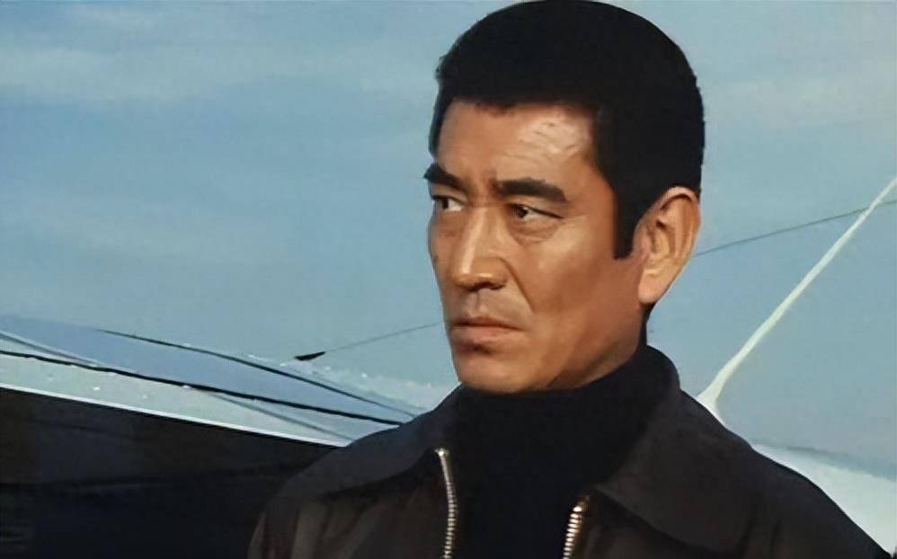 1978年,中国第一次引进日本电影,便是高仓健主演的《追捕》,这部电影