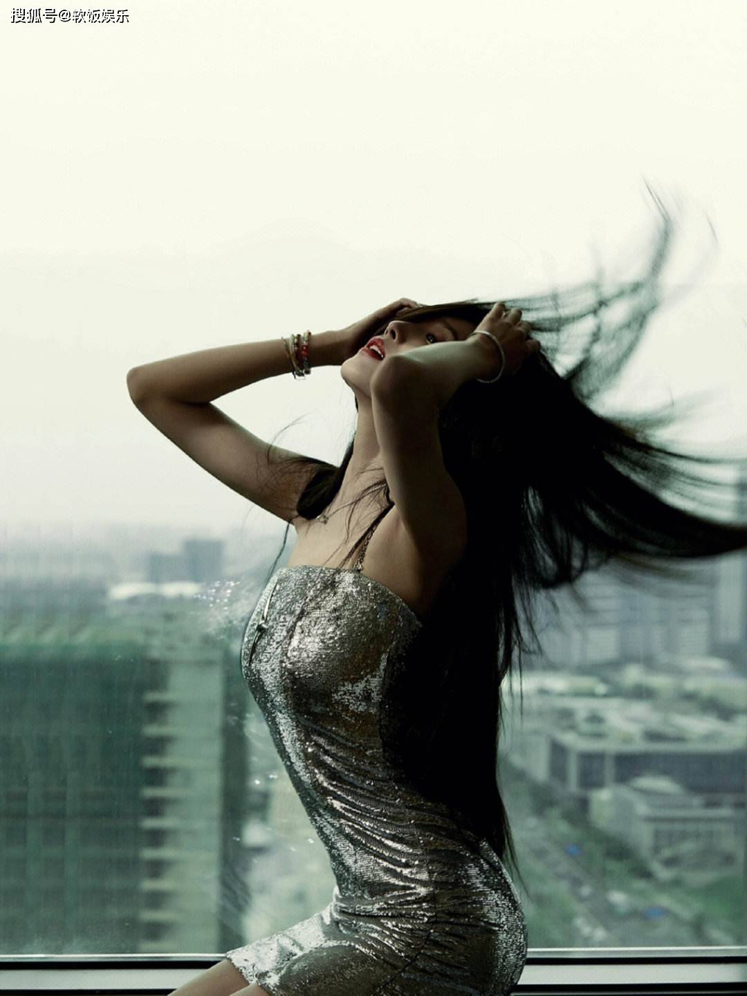 30岁女星王紫璇官宣恋情!