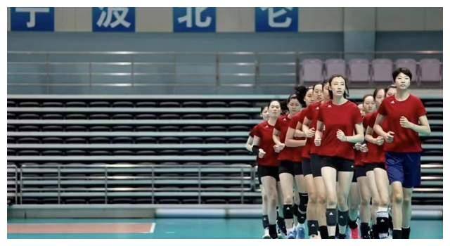 中國女排面臨抉擇！奧運資格賽或已確定9人，丁霞還不能保證入選