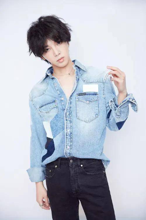 华语歌神华晨宇发文,十周年鸟巢狂欢即将到来,你们准备好了吗?