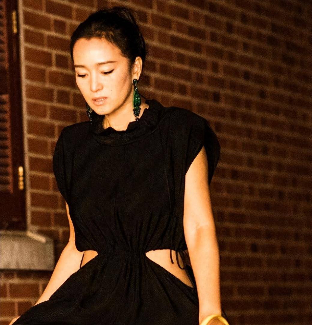 演员巩俐:成名后改籍新加坡,因对我们发表不当言论遭网友抵制_中国