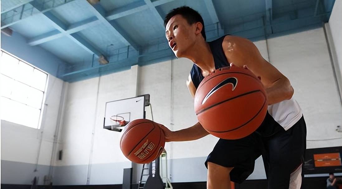 如果你是李观洋,该如何破局?