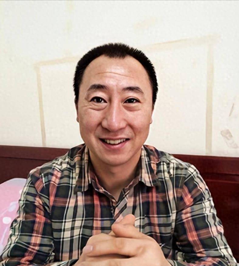 赵大叔徒孙张尧出家,晒拜师照皈依佛门,父亲张小光已离去七年_生活