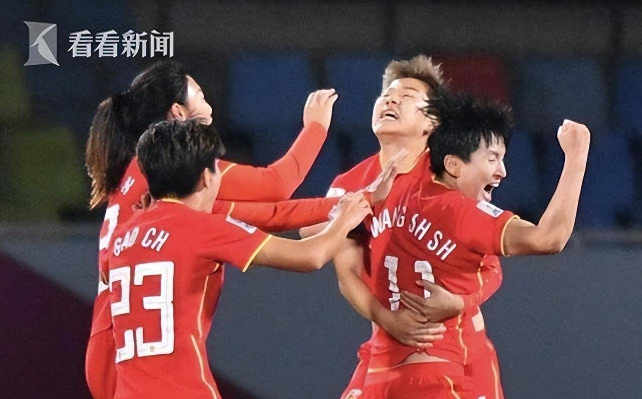u15东亚杯决赛,我们队与国外战成0-0,点球大战夺冠_比赛_禁区_比分