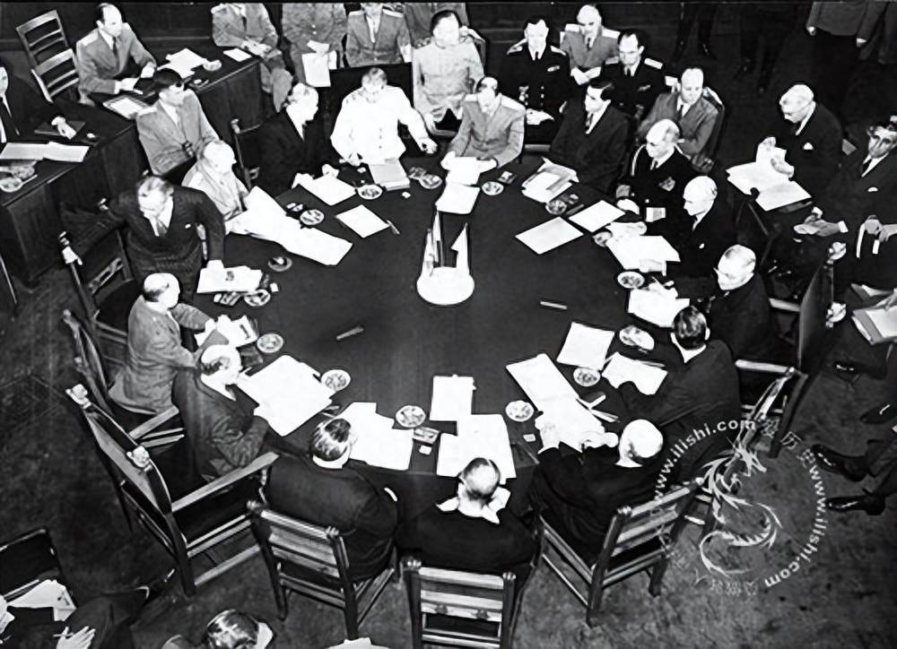 波茨坦会议背景图片