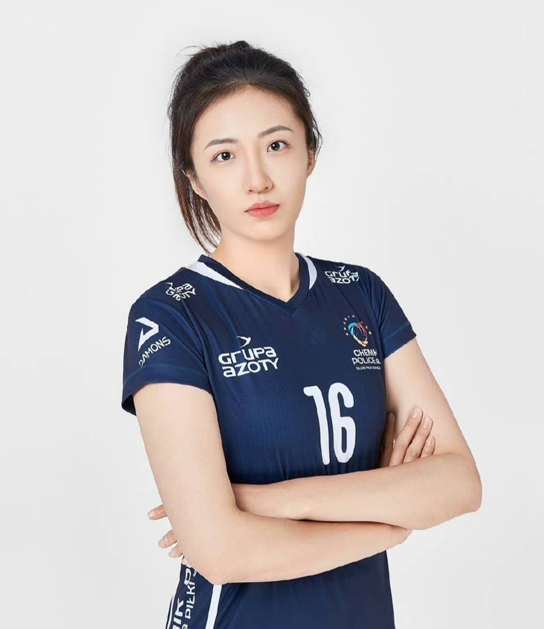 丁霞在波超波兰波利采化工俱乐部球衣号码仍然选择了16号!