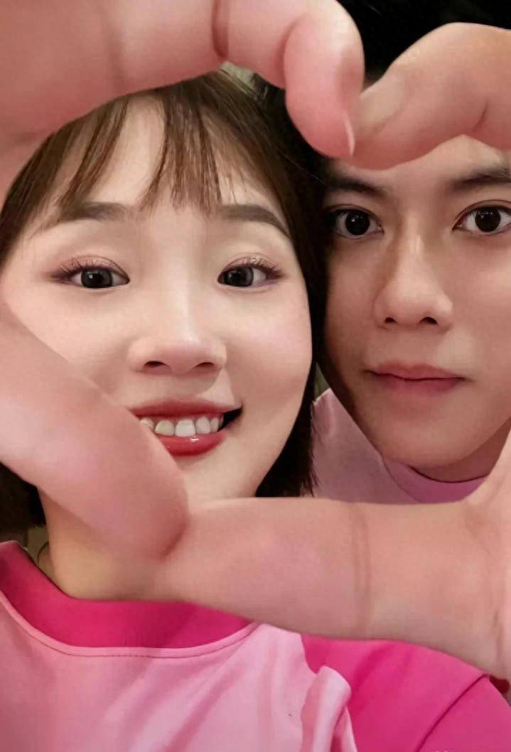 高泽宇正式向丸子求婚了_爱情_爱意_祝福