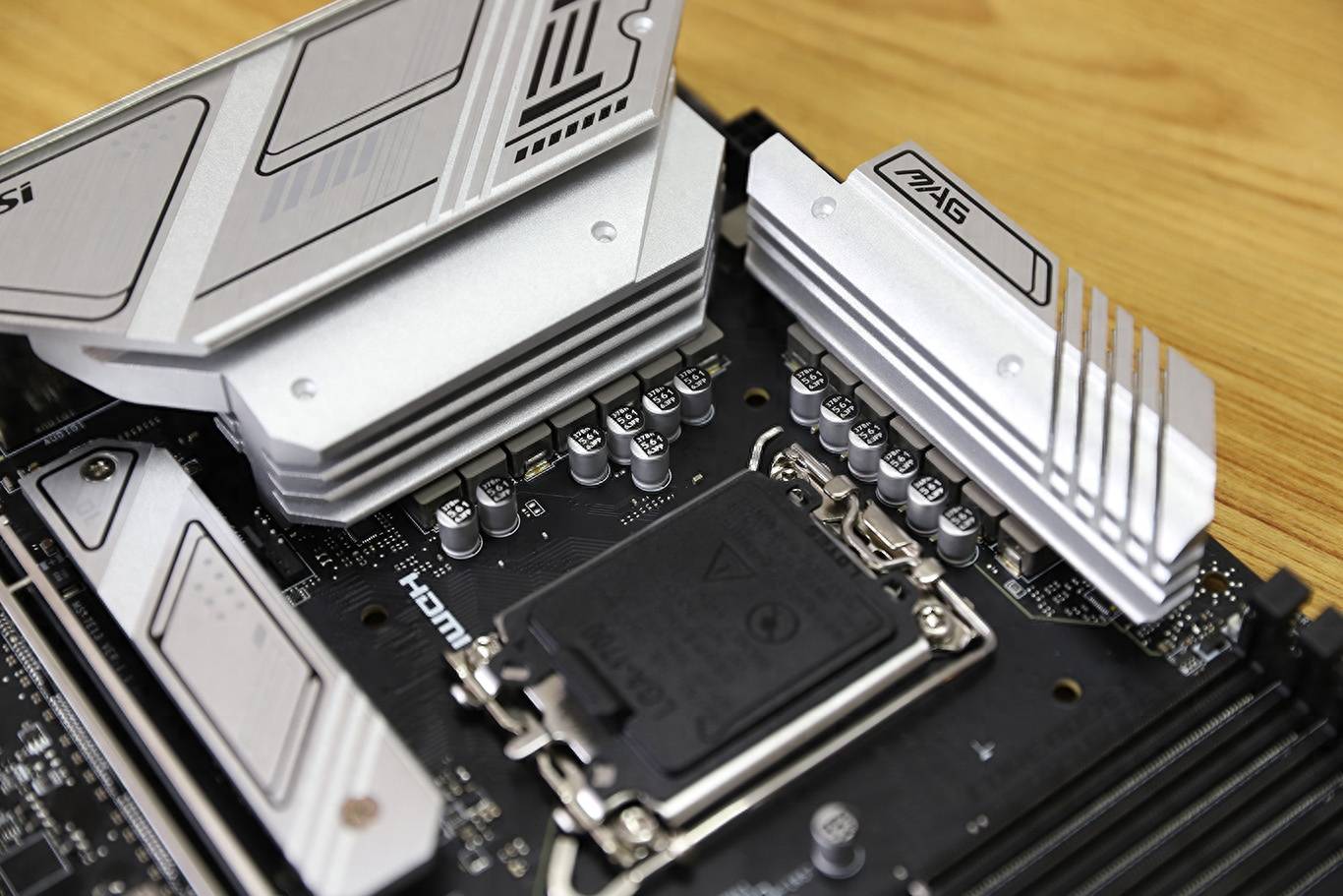 扩展再升级,微星b760m迫击炮wifi ii主板_内存_网卡_供电