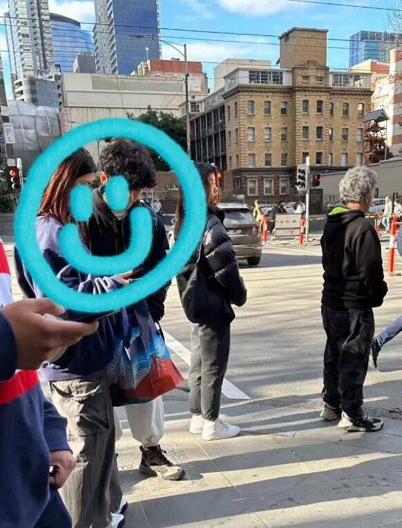 张柏芝回应16岁大儿子情感绯闻:没看到他很需要恋爱,尽量多读书_lucas